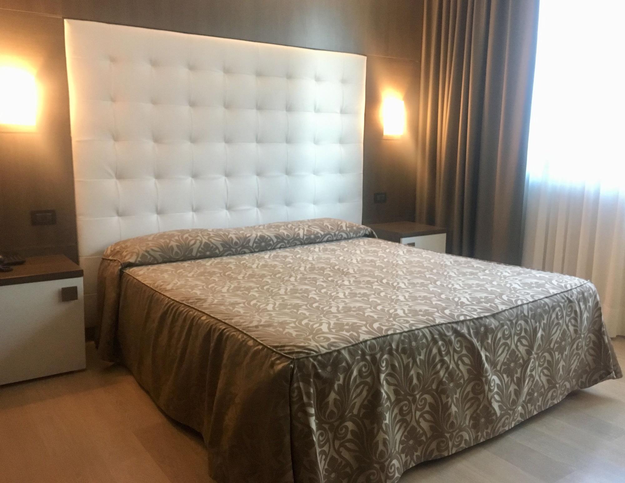 Hotel Victoria 비첸차 외부 사진
